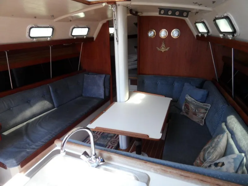 1987 Catalina 34