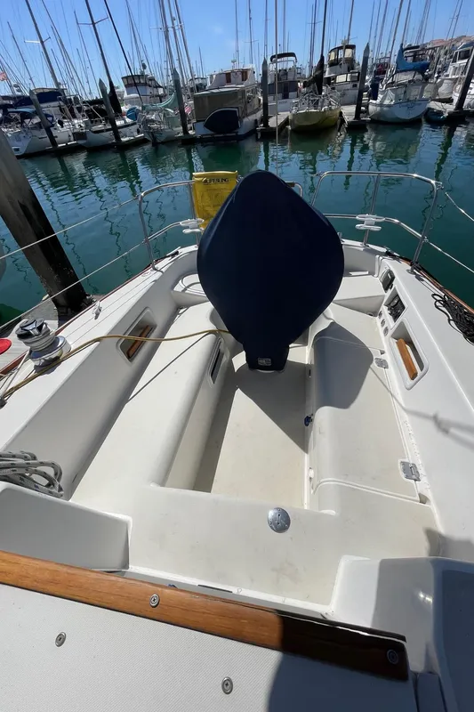 1985 Pearson 36-2
