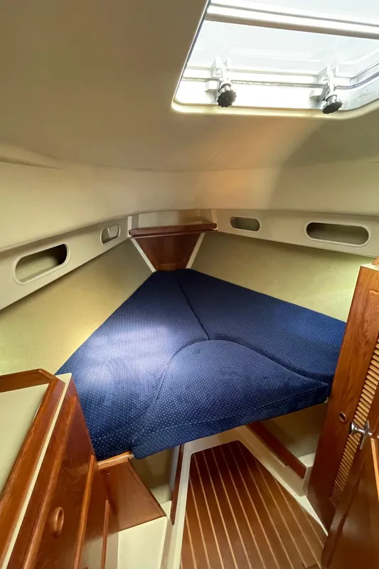 1985 Pearson 36-2
