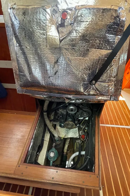 1985 Pearson 36-2