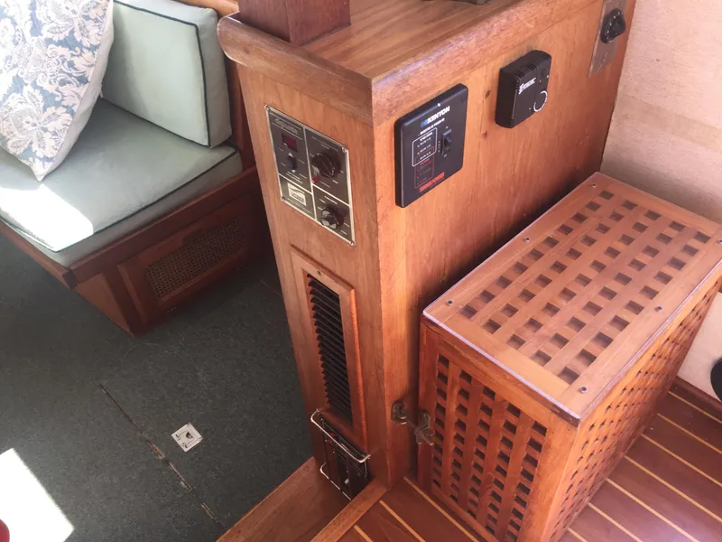 1984 Willard Marine Pilothouse Trawler