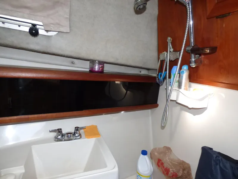 1988 Bayliner 32 Motoryacht
