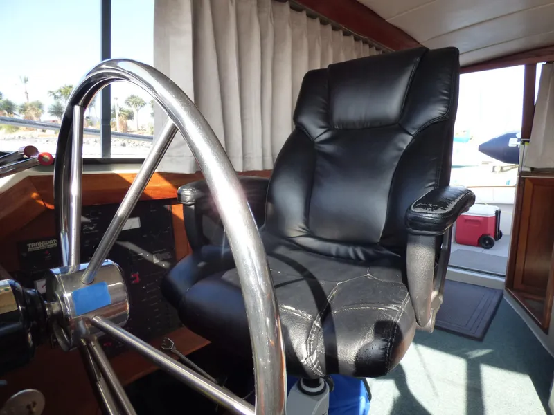 1988 Bayliner 32 Motoryacht