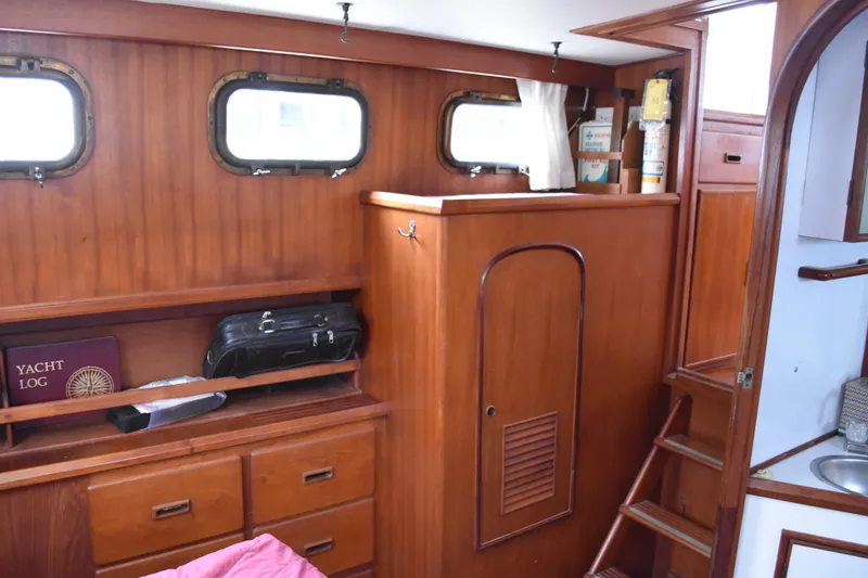 1980 Heritage Yachts 42