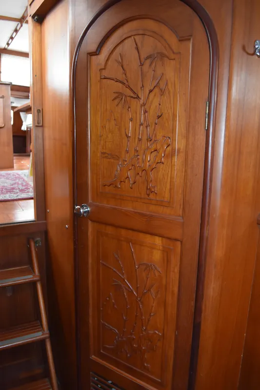 1980 Heritage Yachts 42