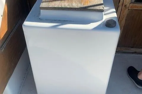 1974 Luhrs 32