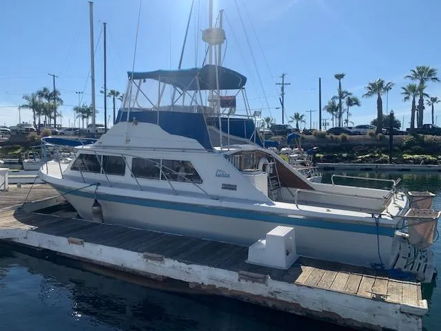 1974 Luhrs 32