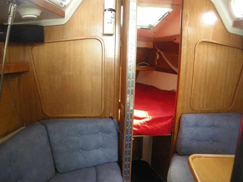 To forward berth
