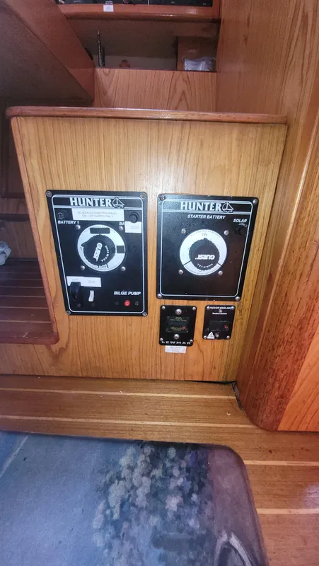 2000 Hunter 460