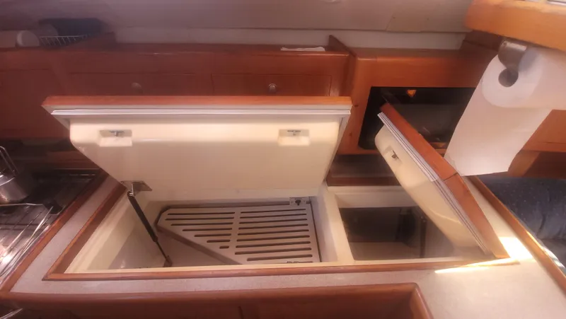 2000 Hunter 460