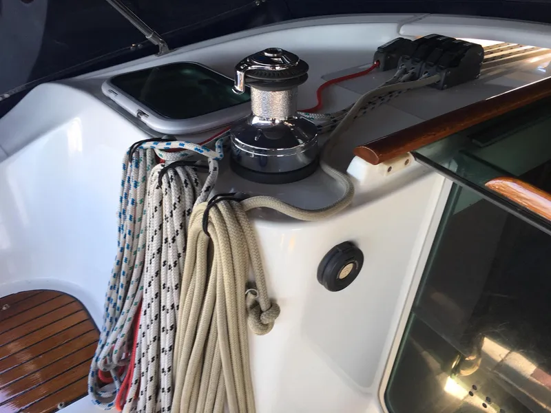 2004 Beneteau 473