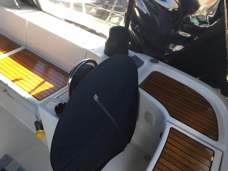 2004 Beneteau 473