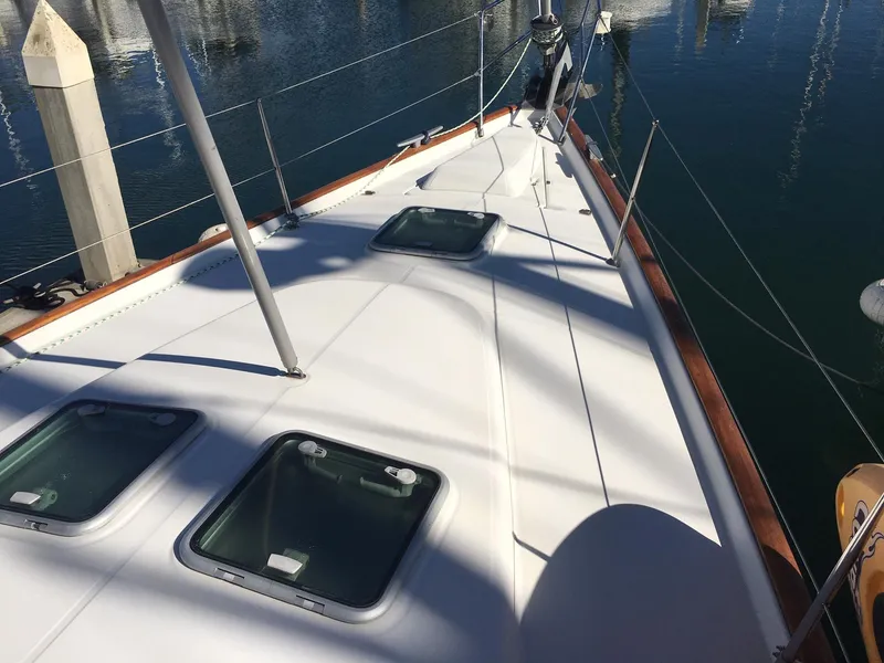 2004 Beneteau 473