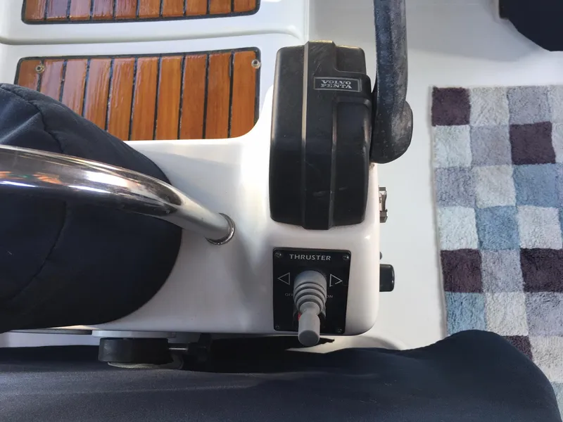2004 Beneteau 473