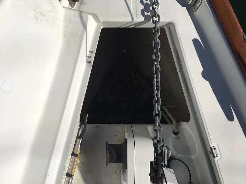 2004 Beneteau 473