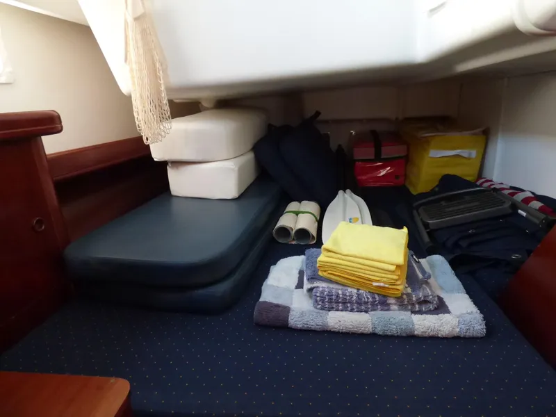 Aft cabin star