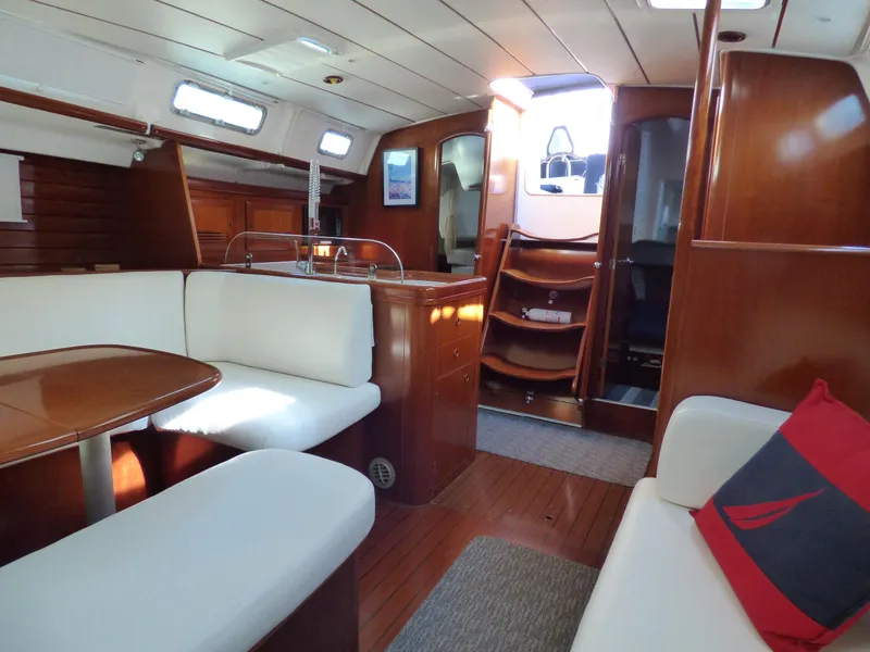 2004 Beneteau 473
