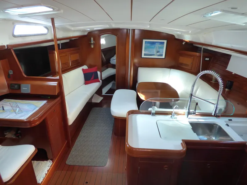 2004 Beneteau 473