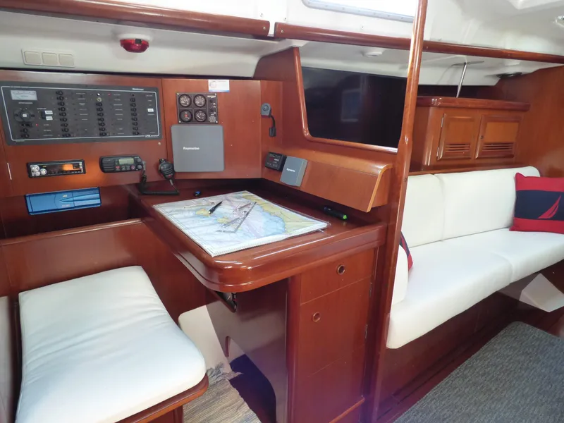 2004 Beneteau 473