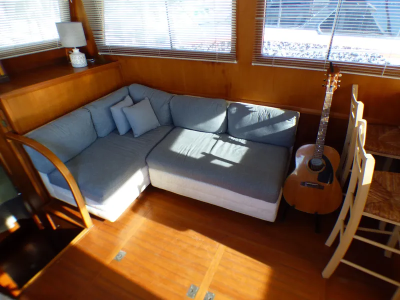 1985 Offshore Yachts 38 Aft Cabin
