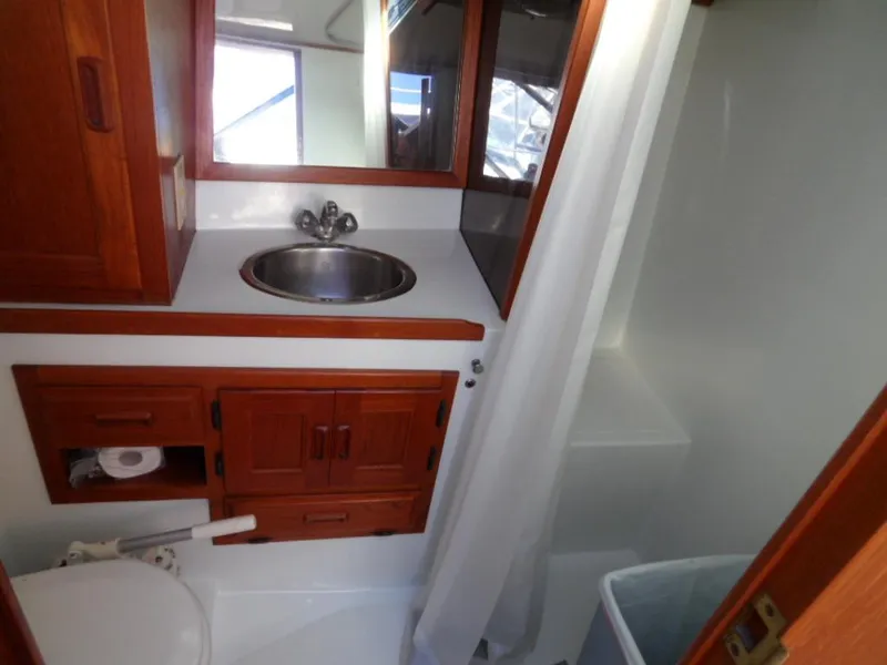1988 Cooper 35 Motor Yacht