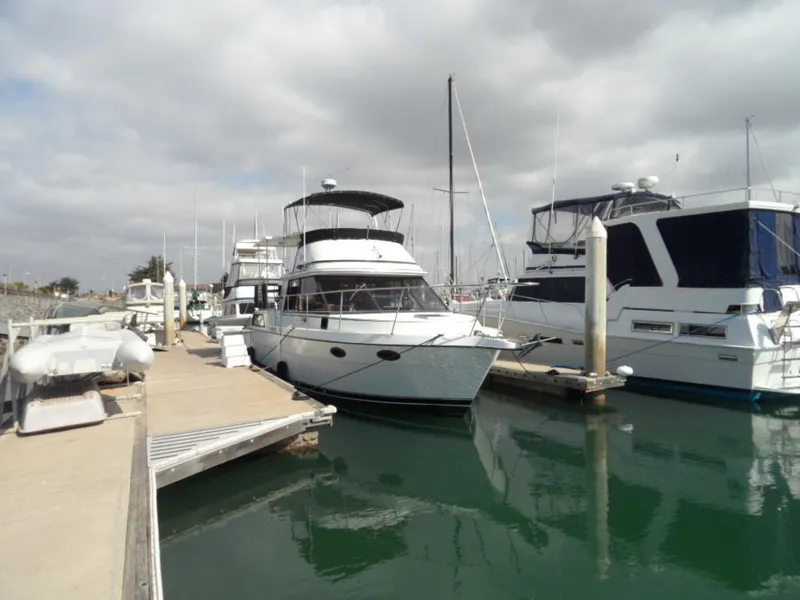 1988 Cooper 35 Motor Yacht