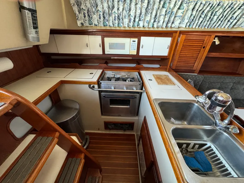 1989 Catalina Sloop