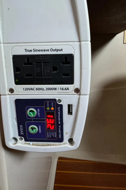 Electrical panel with true sine wave output on a 1989 Catalina Sloop.