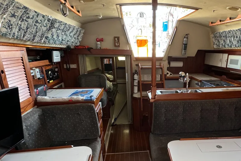 1989 Catalina Sloop
