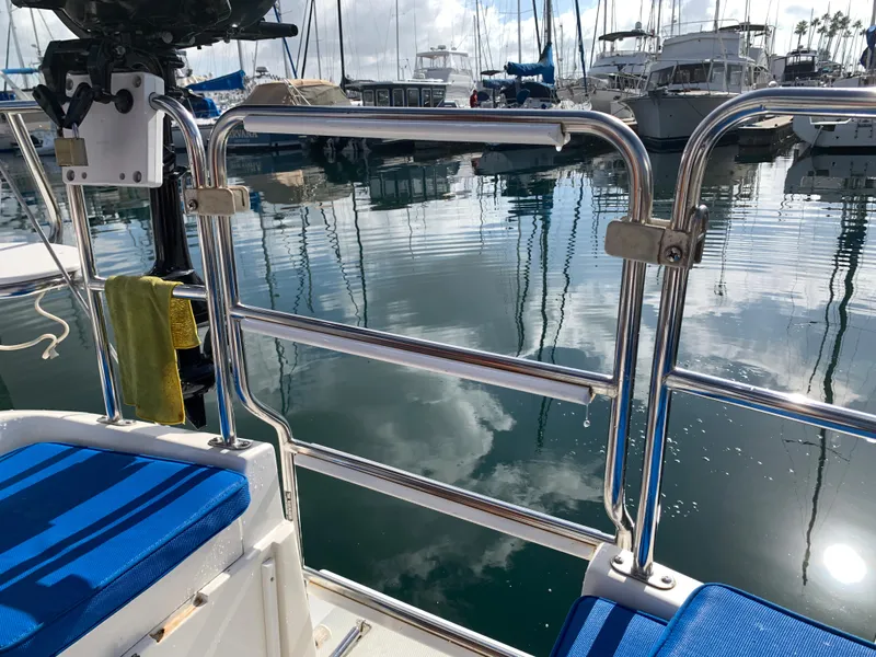 2003 Catalina 270
