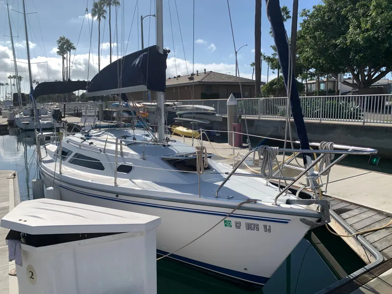 2003 Catalina 270