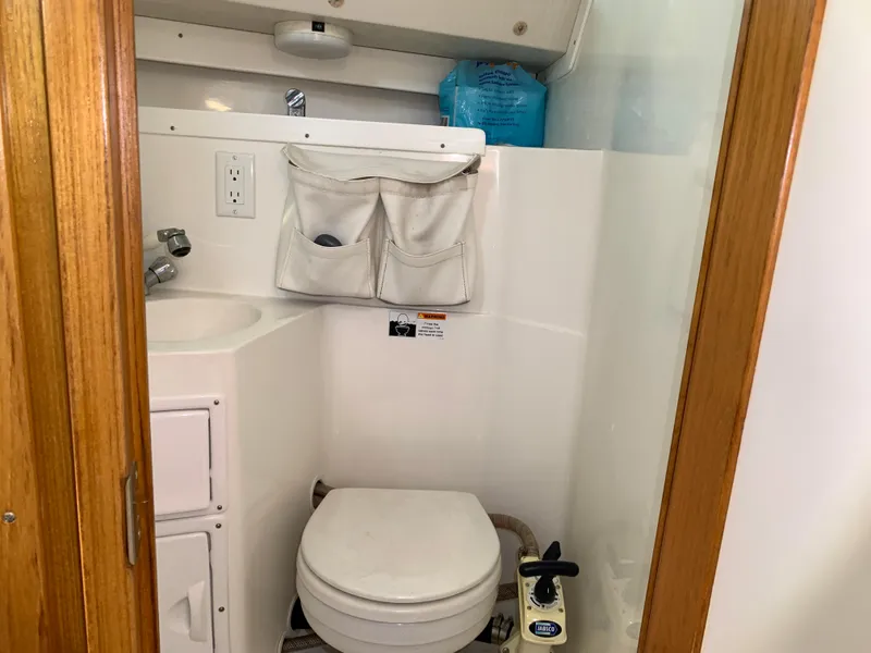 2003 Catalina 270
