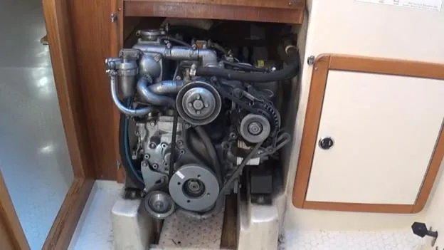 2003 Catalina 270