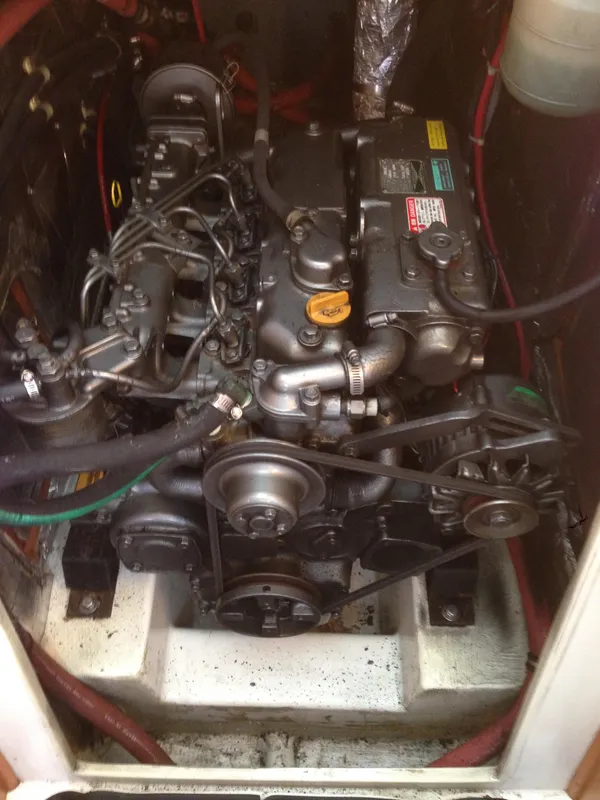 1999 Catalina 3 Cabin Centerline