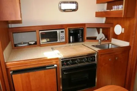 2006 Mainship Pilot 34