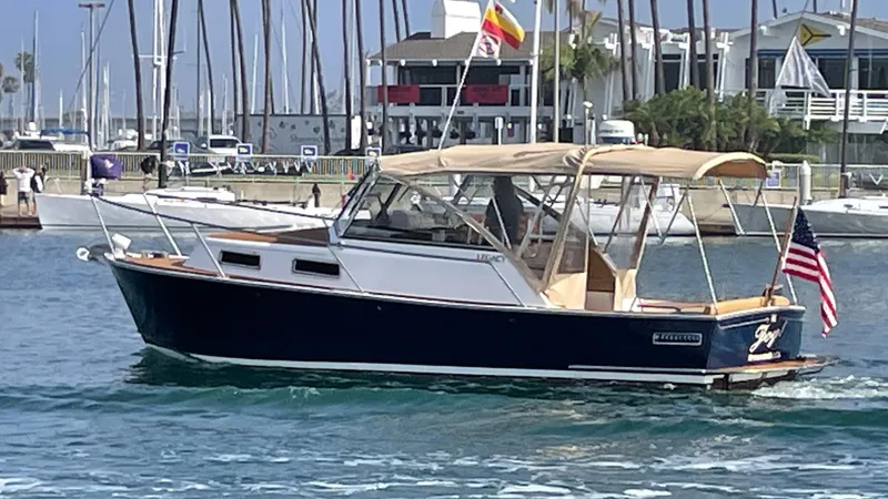 2001 Legacy Yachts 28