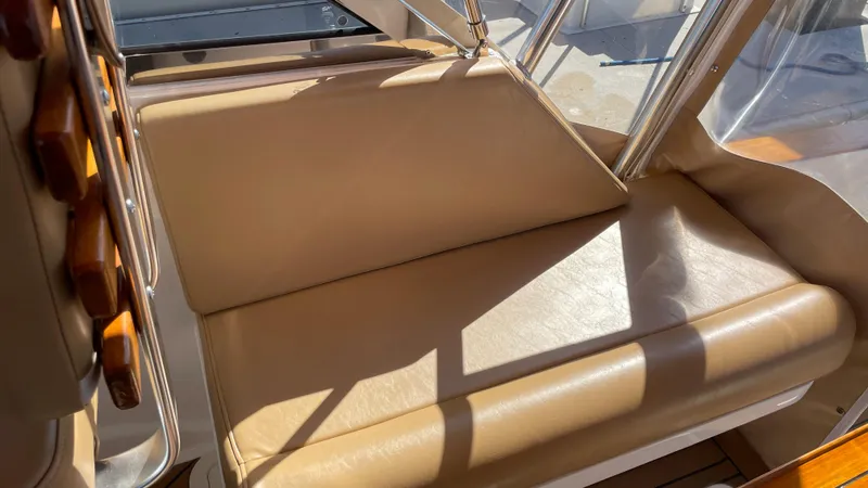 2001 Legacy Yachts 28