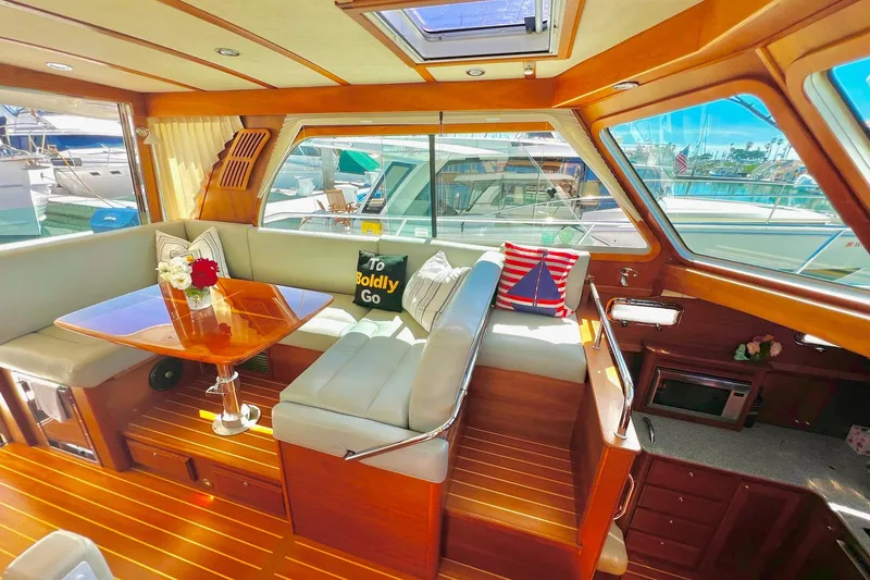 Luxurious interior of 2016 Sabre 38 Salon Express yacht with elegant seating and decor.