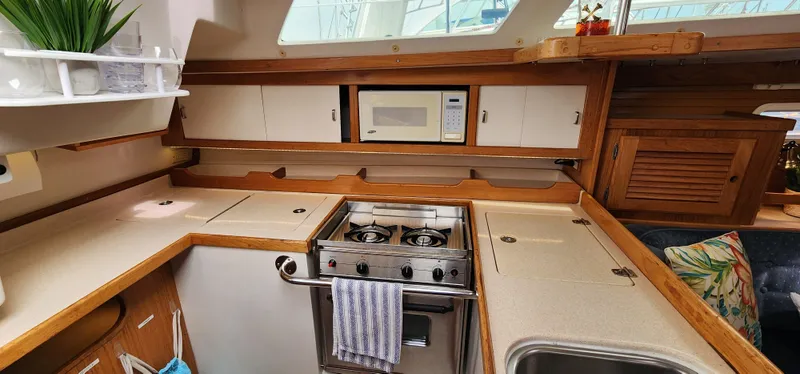 1996 Catalina 36 MkII