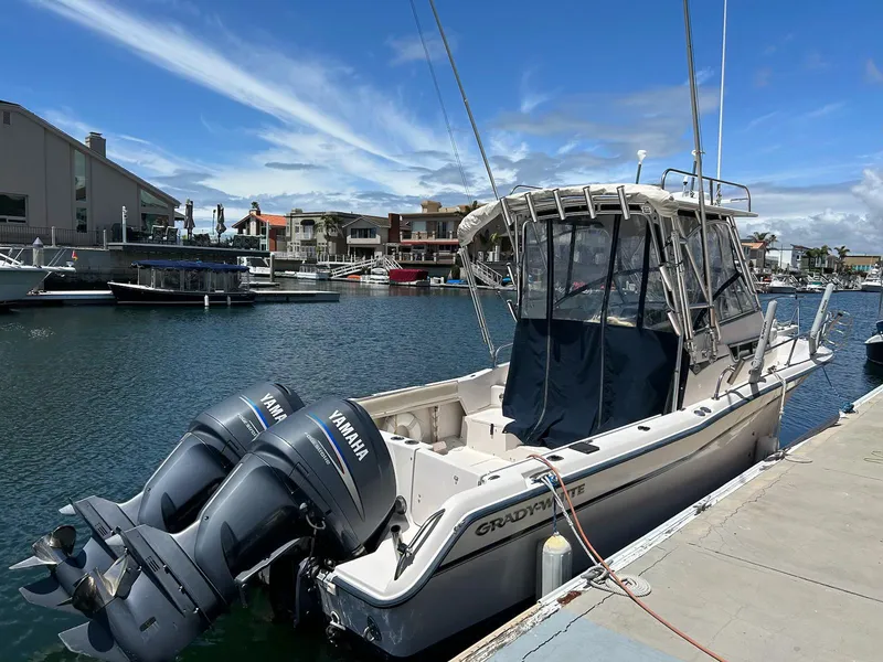 2001 Grady-White Islander 268