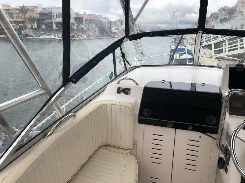 2001 Grady-White Islander 268
