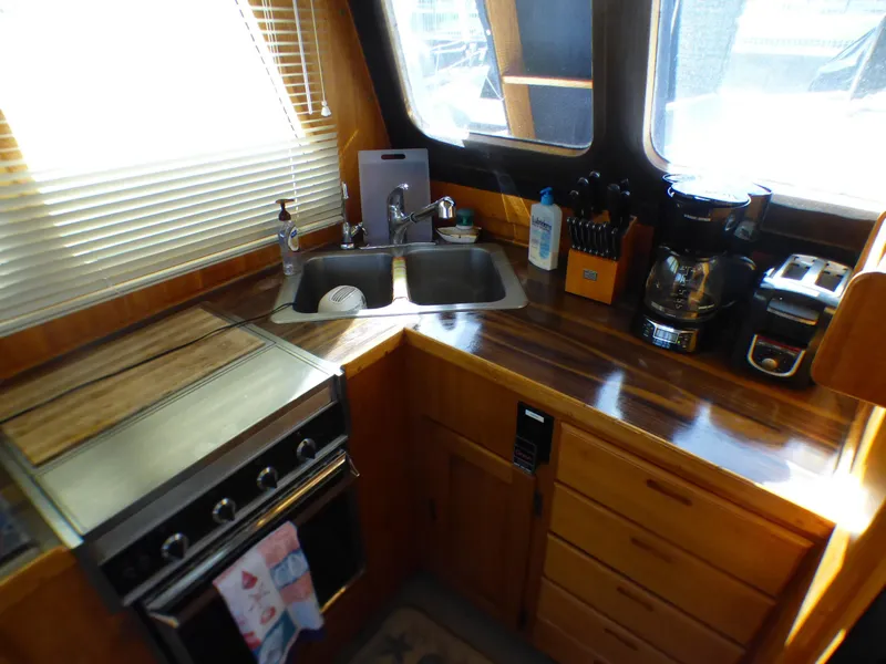 1979 Californian 42 LRC