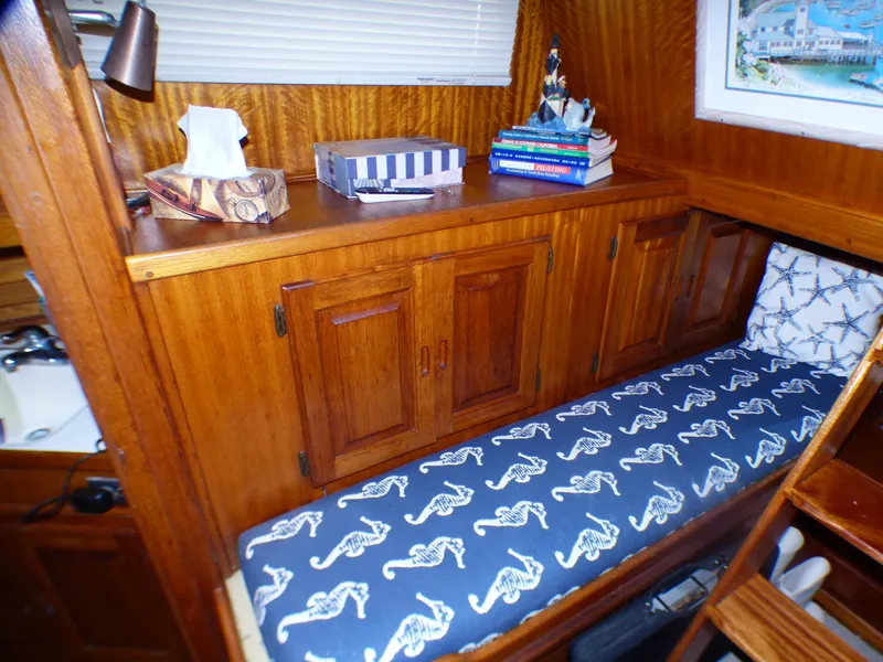 Bench Seat in Aft Cabin