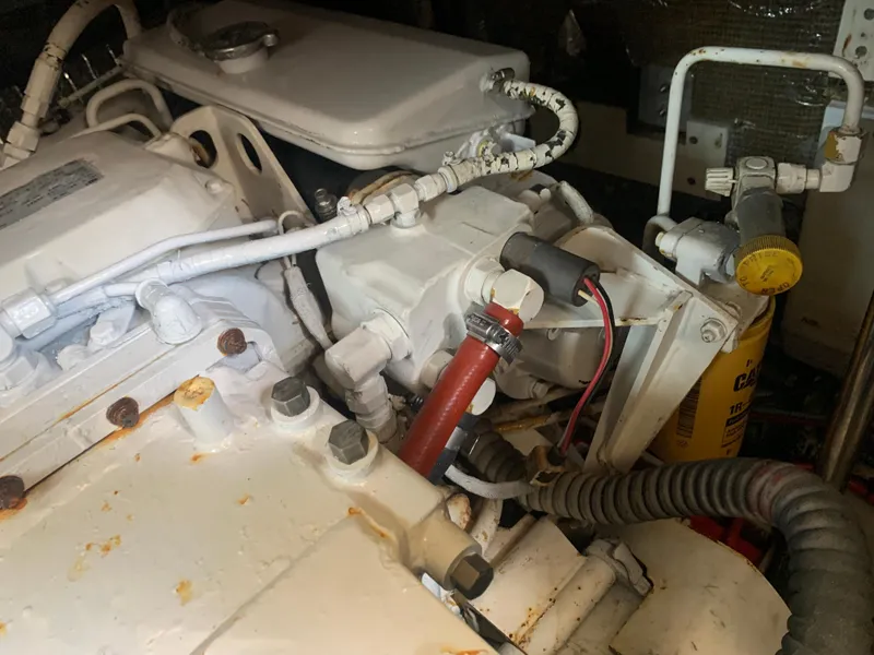 1996 Trojan 440 Express
