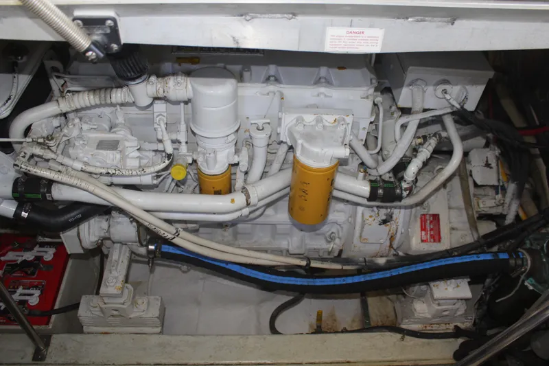 1996 Trojan 440 Express