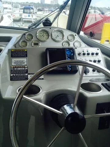 2008 Bayliner Discovery 246