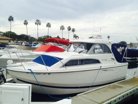2008 Bayliner Discovery 246