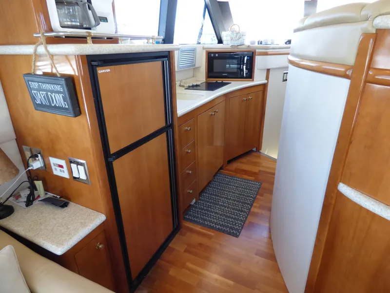 2000 Carver 450 Voyager Pilothouse