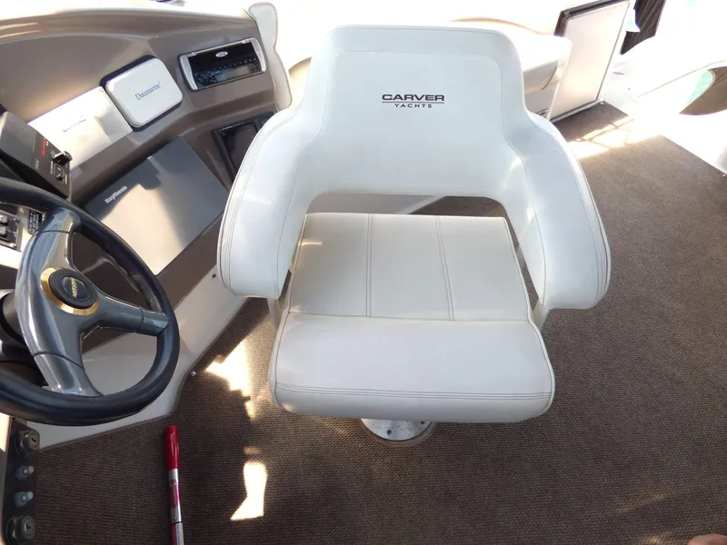 2000 Carver 450 Voyager Pilothouse