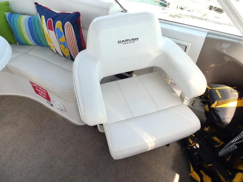2000 Carver 450 Voyager Pilothouse
